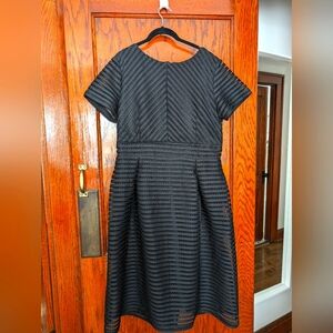 Boohoo Black A-line Short Sleeve Dress, US Size 14 Like New, Little Black Dress